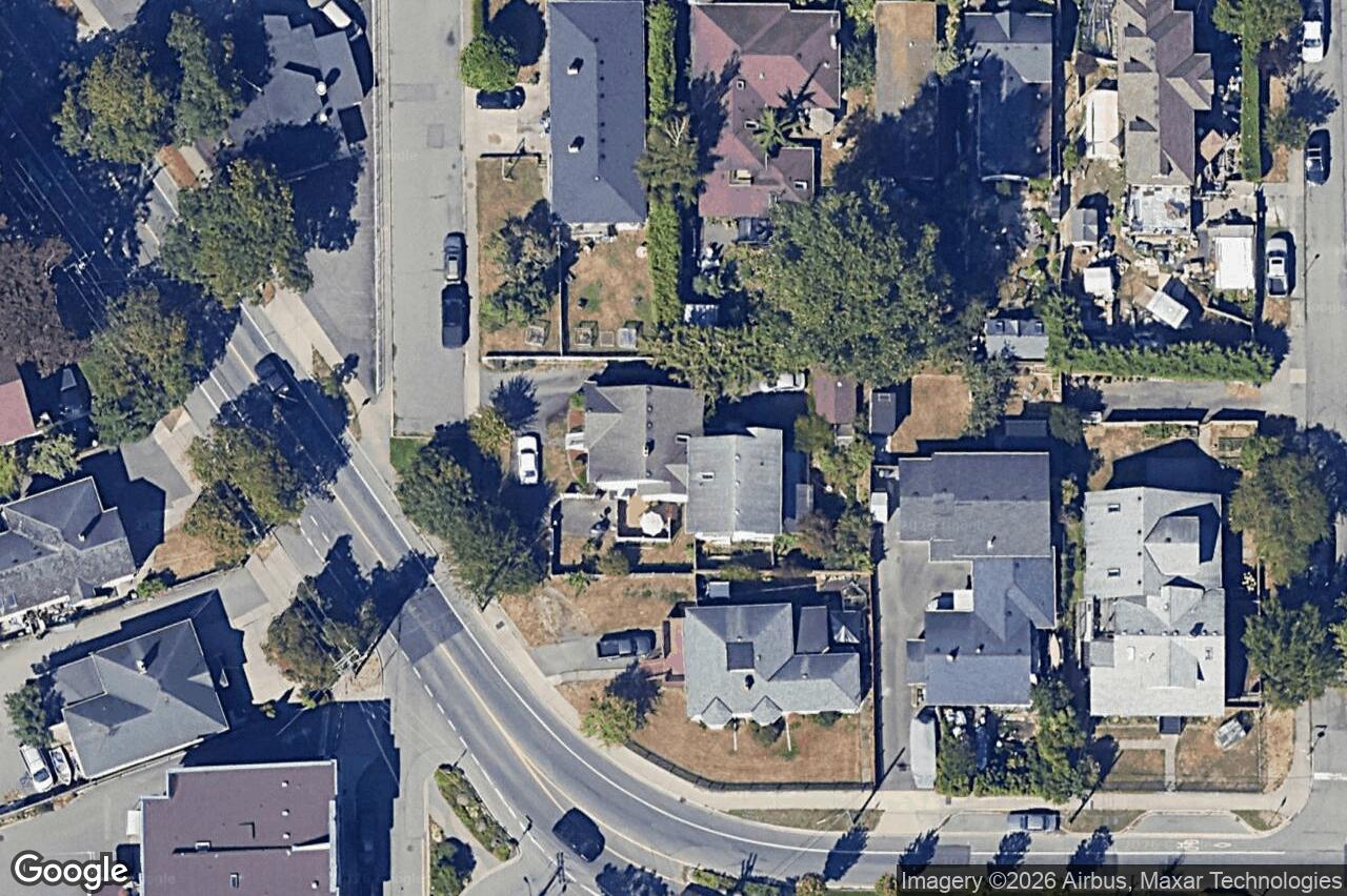 Aerial view of 1011 Russell St, Victoria