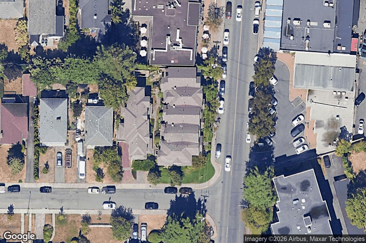 Aerial view of 2560 Cadboro Bay Rd, Oak Bay
