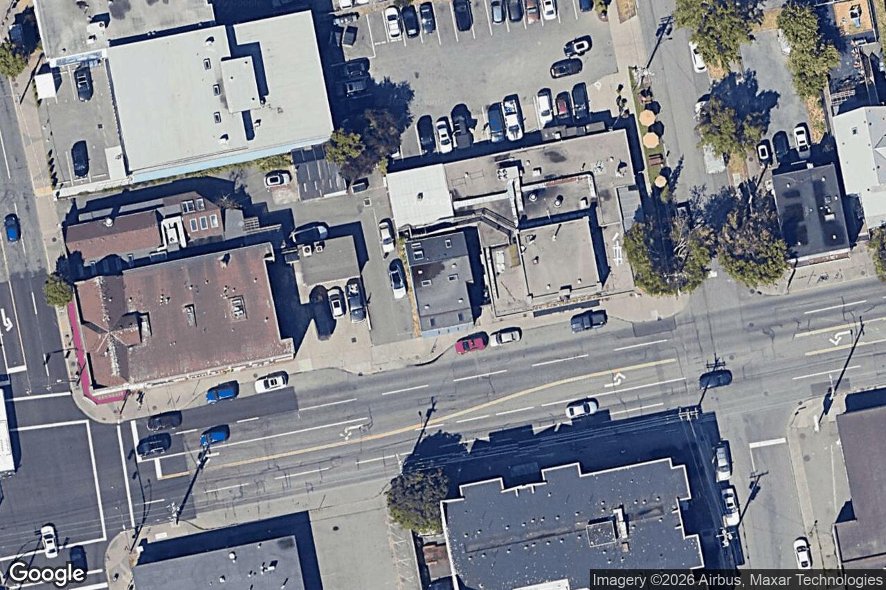 Aerial view of 1020 Hillside Ave, Victoria