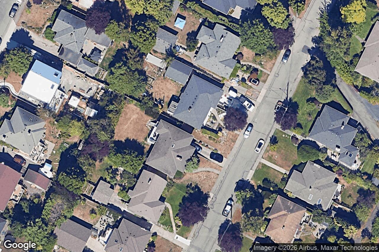 Aerial view of 2758 Dunlevy St, Oak Bay