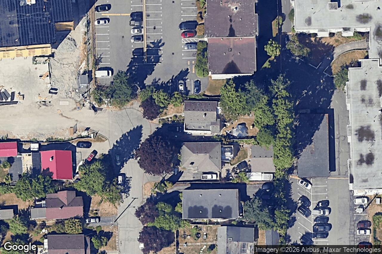 Aerial view of 871 Fleming St, Esquimalt