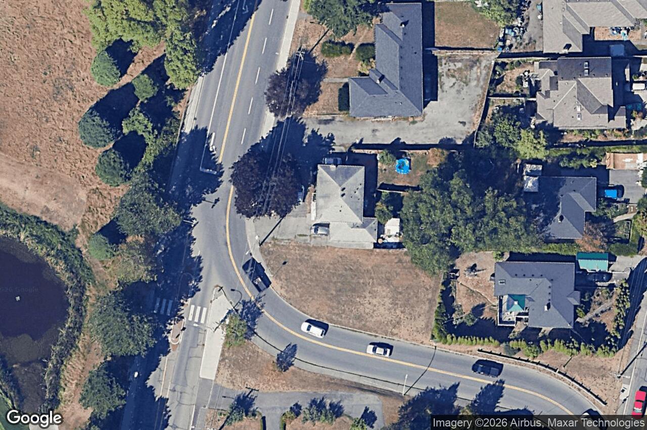 Aerial view of 861 Tillicum Rd, Esquimalt