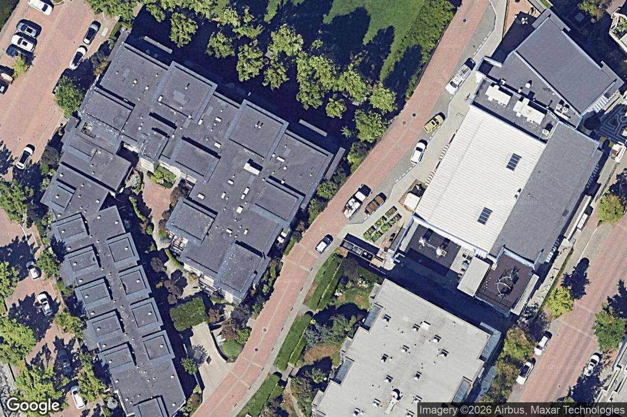 Aerial view of 306 – 330 Waterfront Cres, Victoria