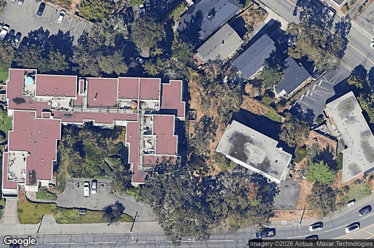 Aerial view of 305 – 1366 Hillside Ave, Victoria