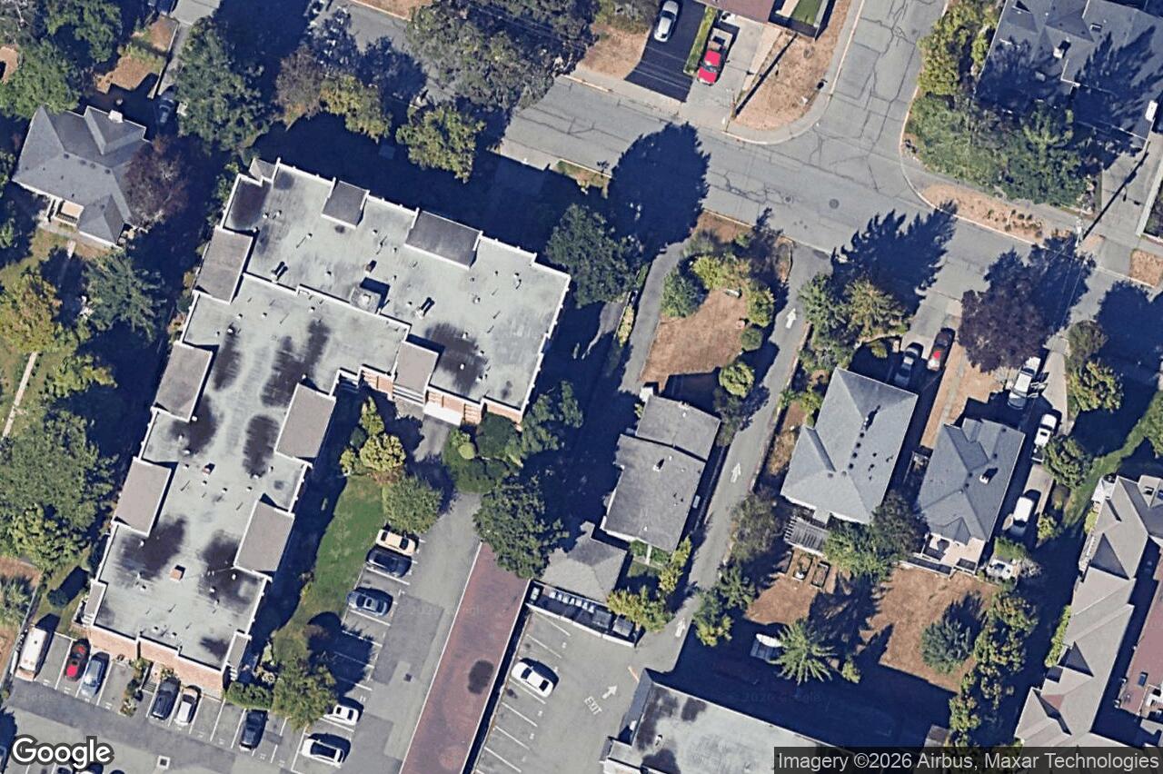 Aerial view of 303 – 853 Selkirk Ave, Esquimalt