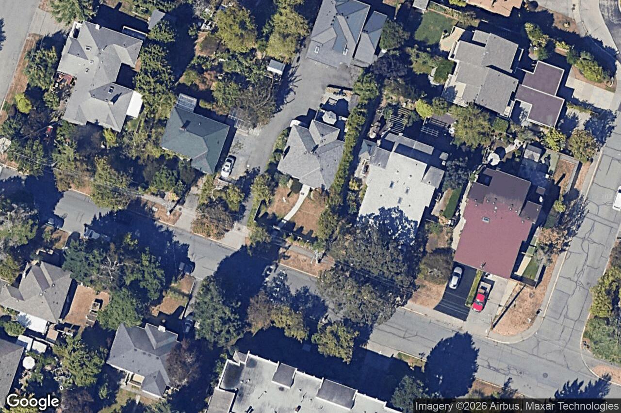 Aerial view of 858 Selkirk Ave, Esquimalt