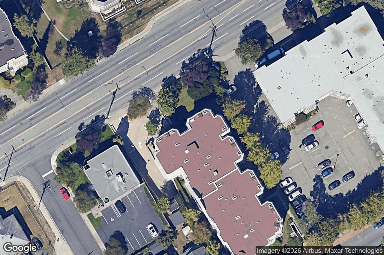 Aerial view of 408 – 1519 Hillside Ave, Victoria