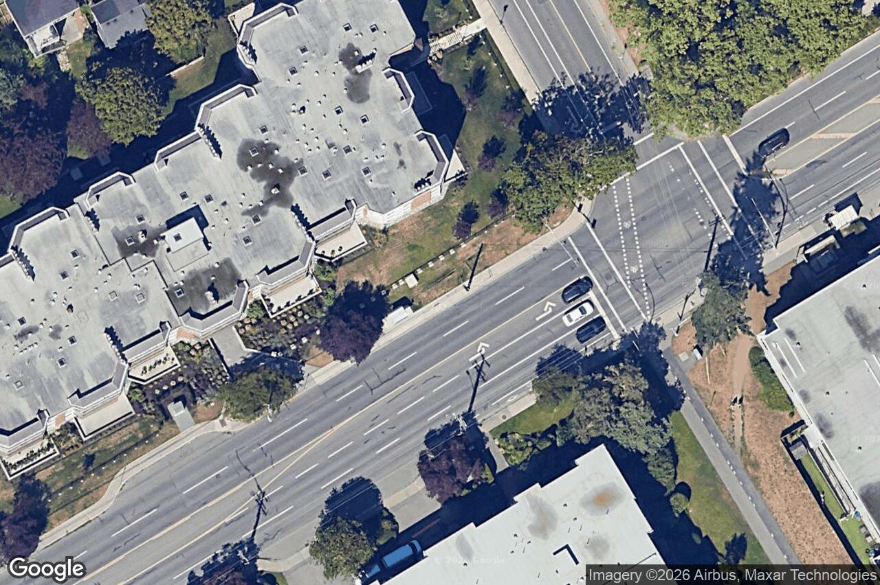 Aerial view of 406 – 1560 Hillside Ave, Victoria