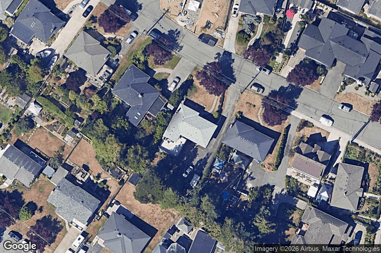 Aerial view of 1094 Gosper Cres, Esquimalt
