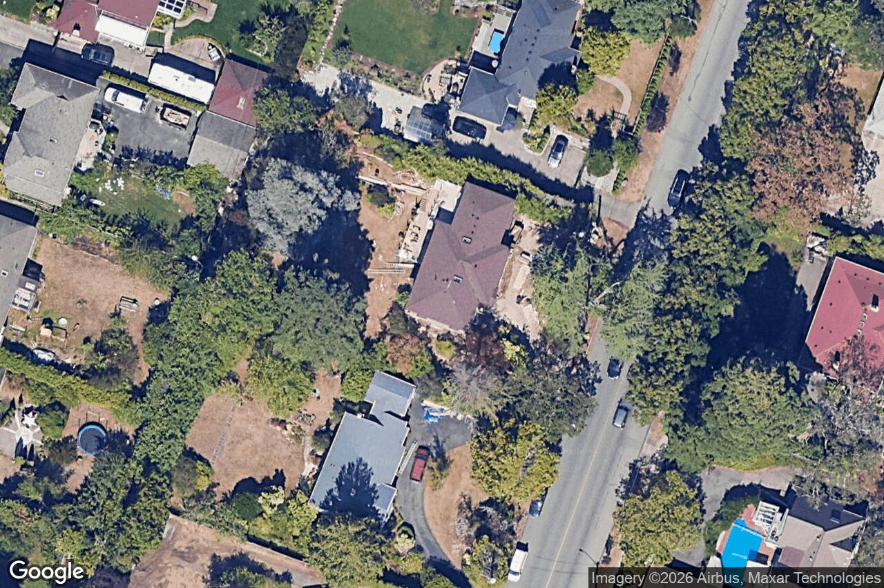 Aerial view of 2 – 3024 Cadboro Bay Rd, Oak Bay