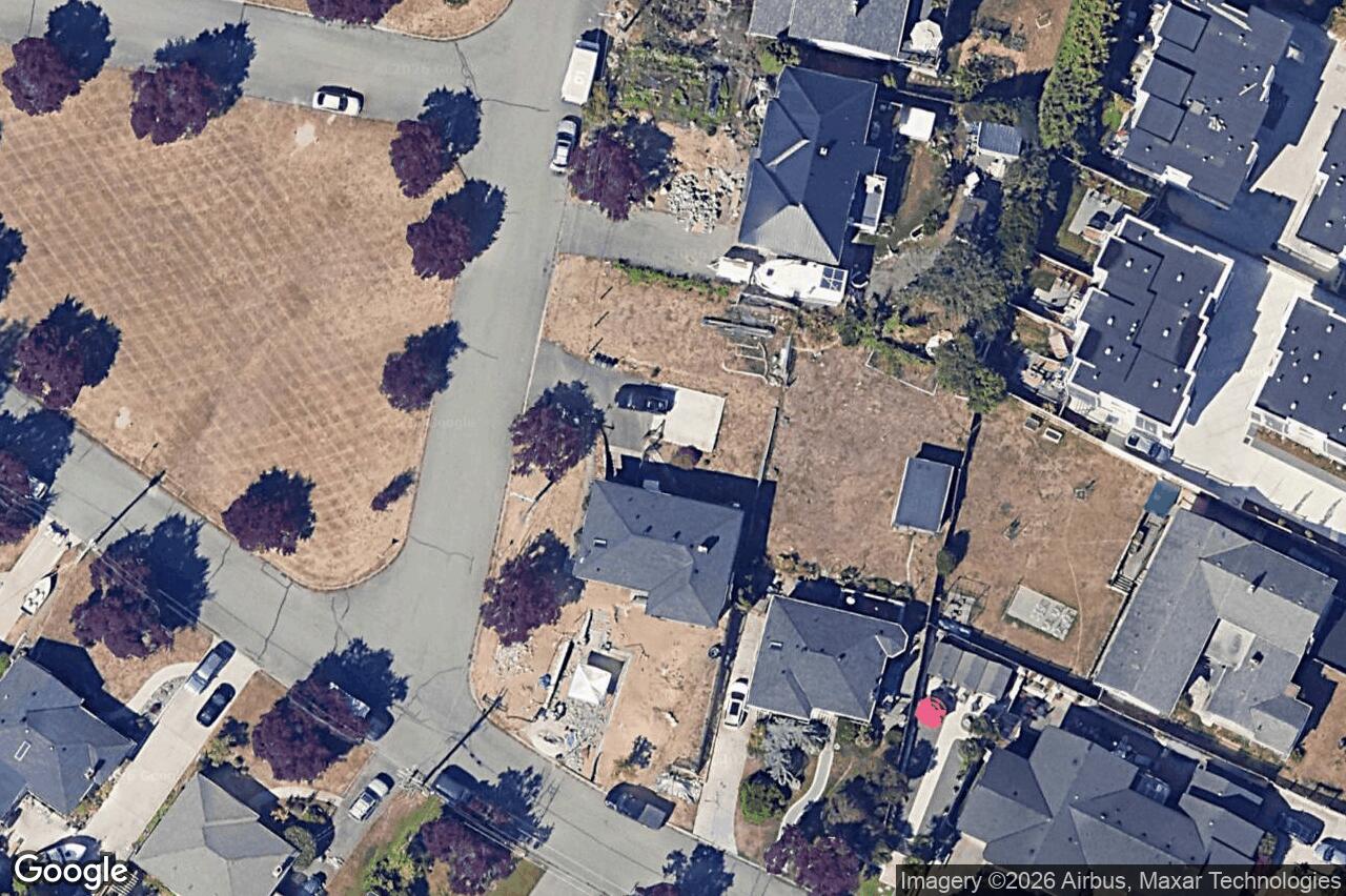Aerial view of 1079 Gosper Cres, Esquimalt