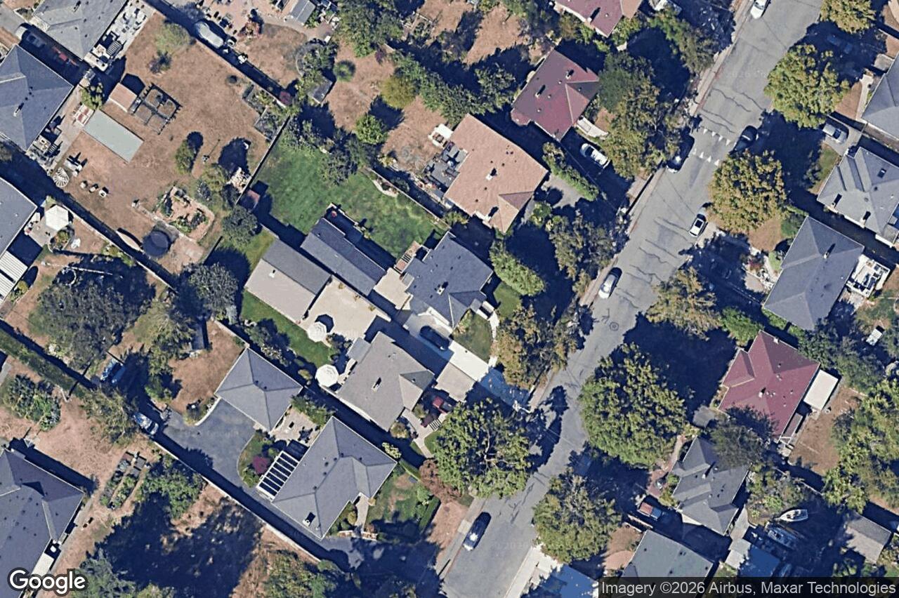 Aerial view of 3070 Balfour Ave, Victoria