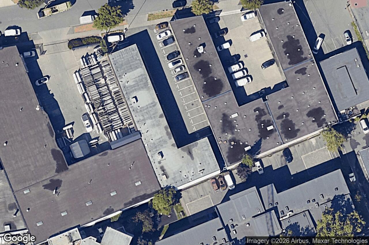 Aerial view of 3 – 625 Alpha St, Victoria