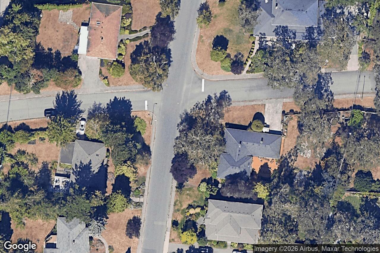 Aerial view of 3223 Henderson Rd, Oak Bay