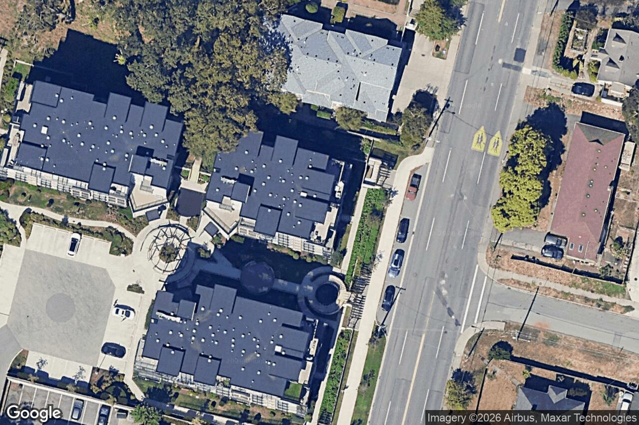 Aerial view of 202 – 1020 Inverness Rd, Saanich