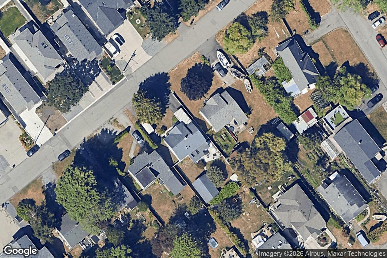 Aerial view of 4 – 921 Dale St, Saanich