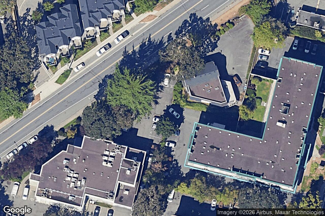 Aerial view of 207 – 991 Cloverdale Ave, Saanich