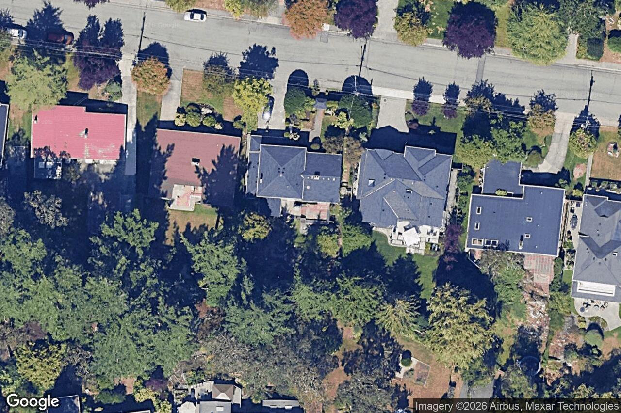 Aerial view of 2065 Avondale Rd, Oak Bay