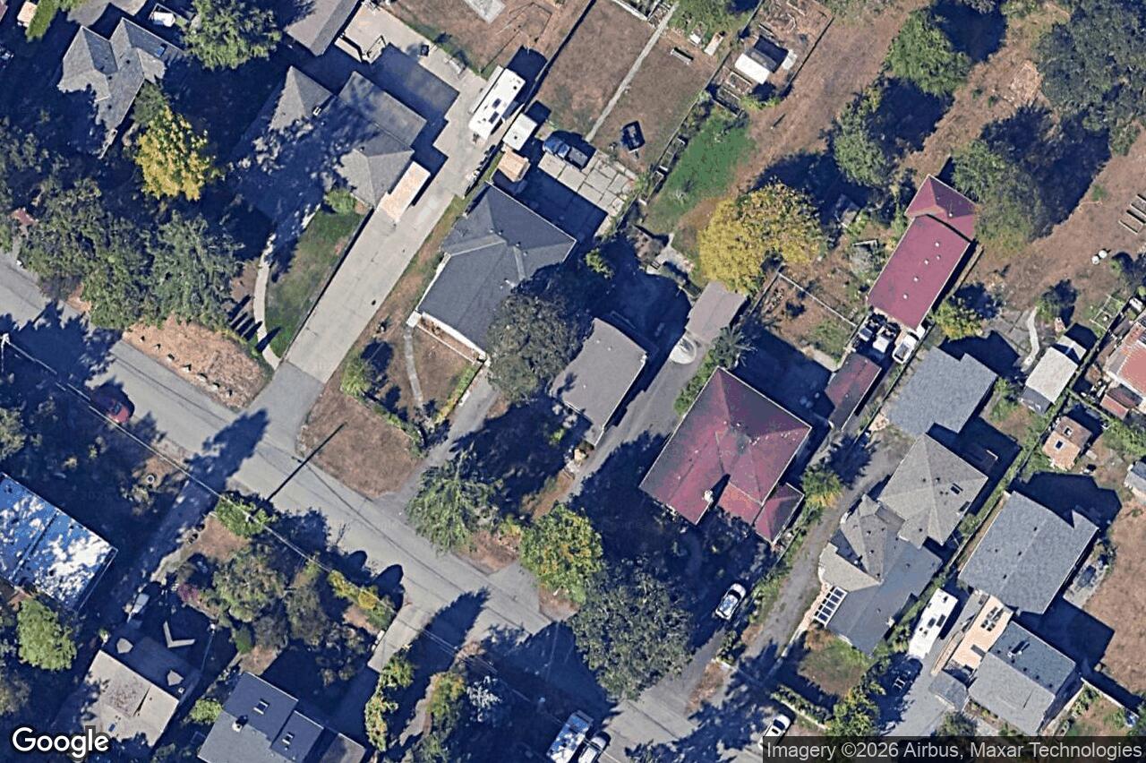Aerial view of 758 Newbury St, Saanich