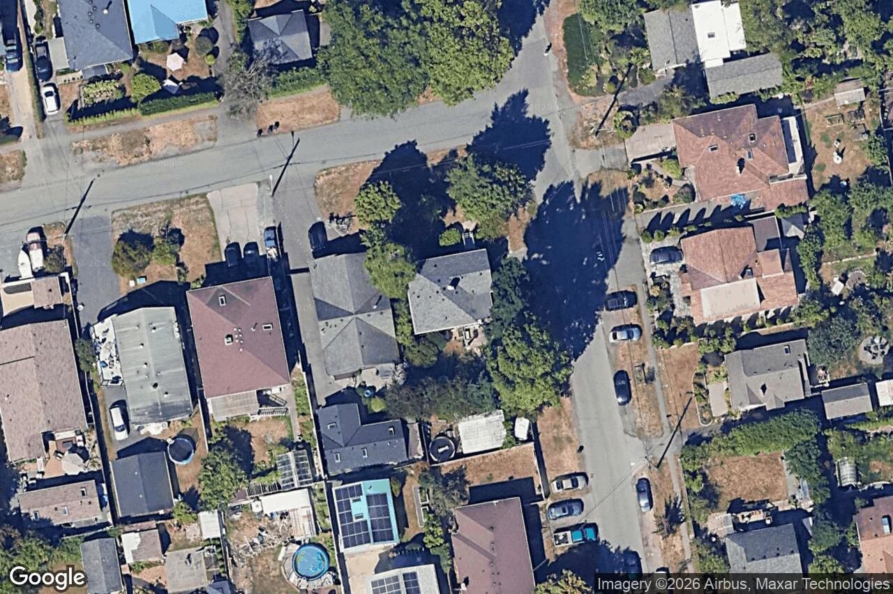 Aerial view of 999 Darwin Ave, Saanich