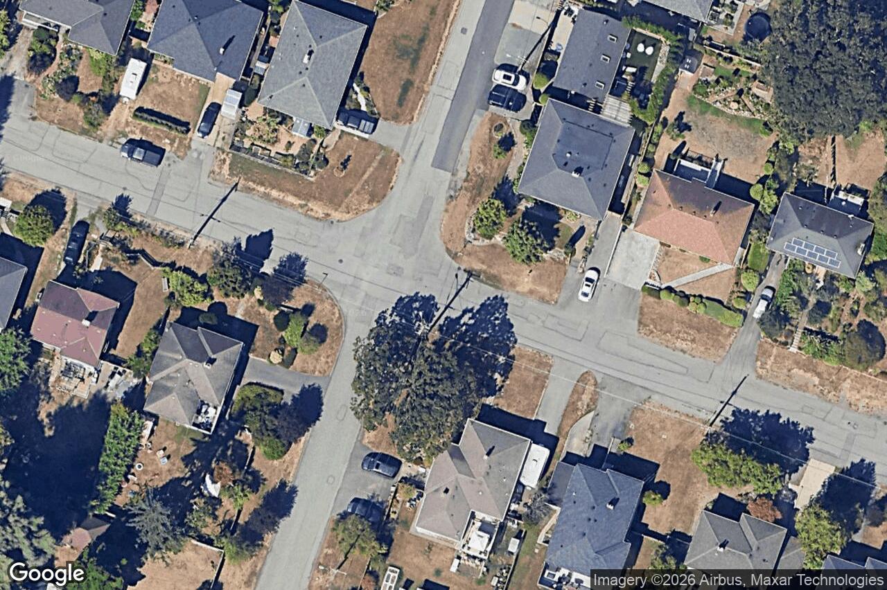 Aerial view of 196 Homer Rd, Saanich
