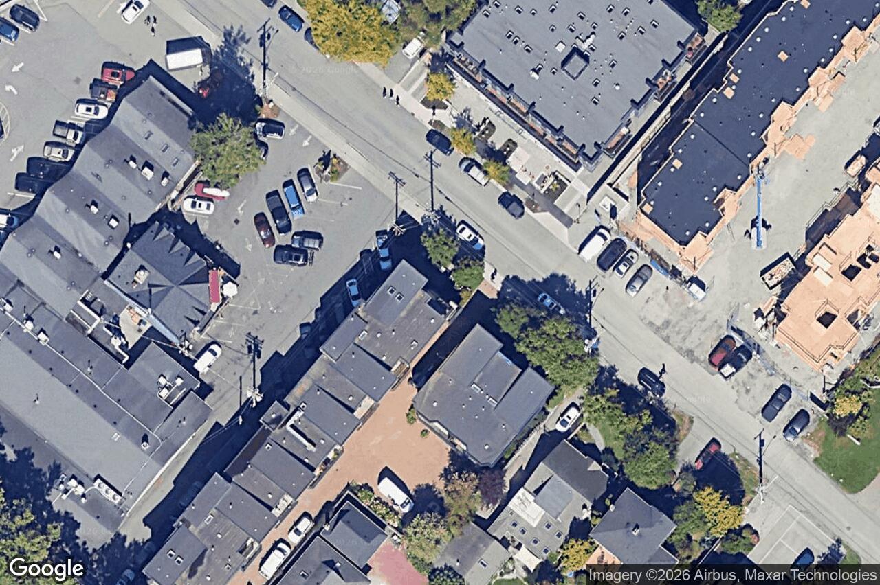 Aerial view of 301 – 2589 Penrhyn St, Saanich