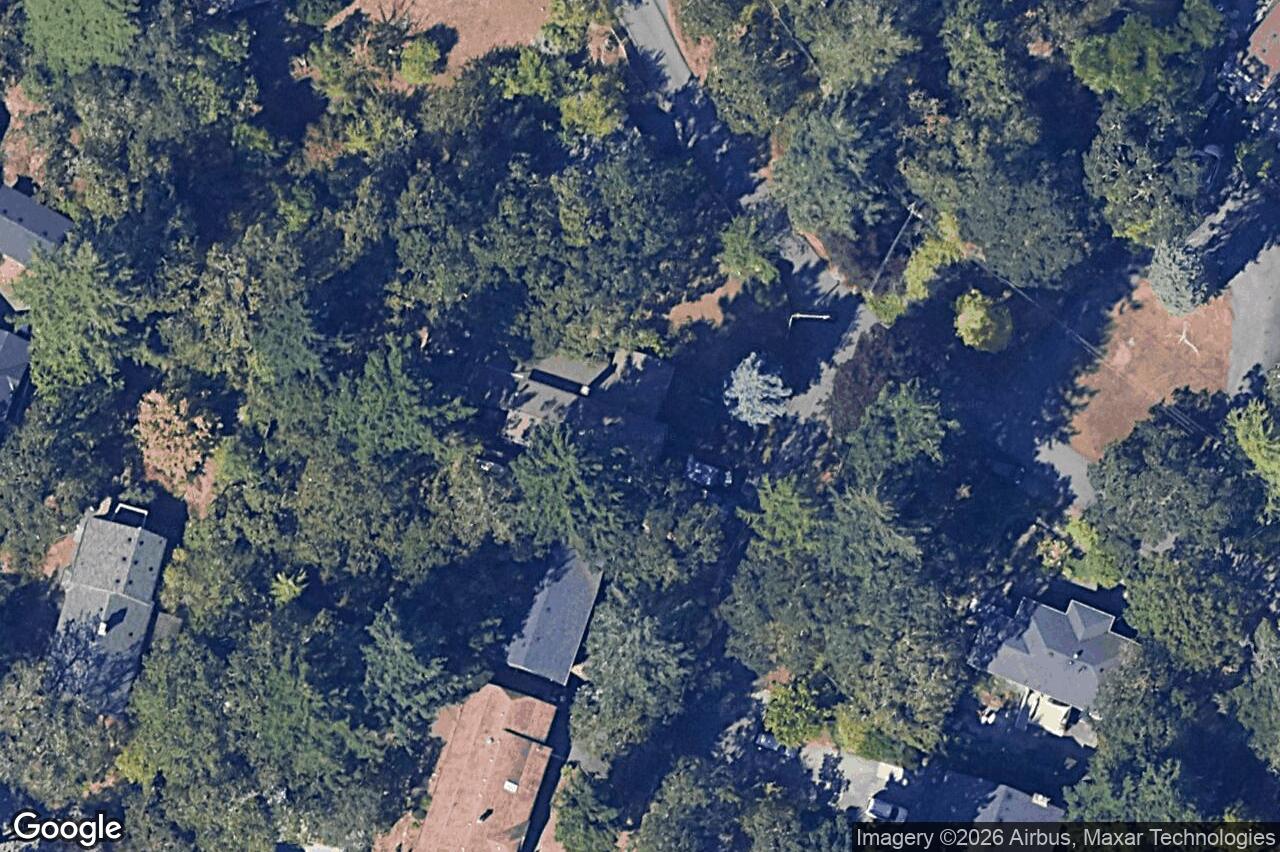 Aerial view of 350 Benjamin Rd, Saanich