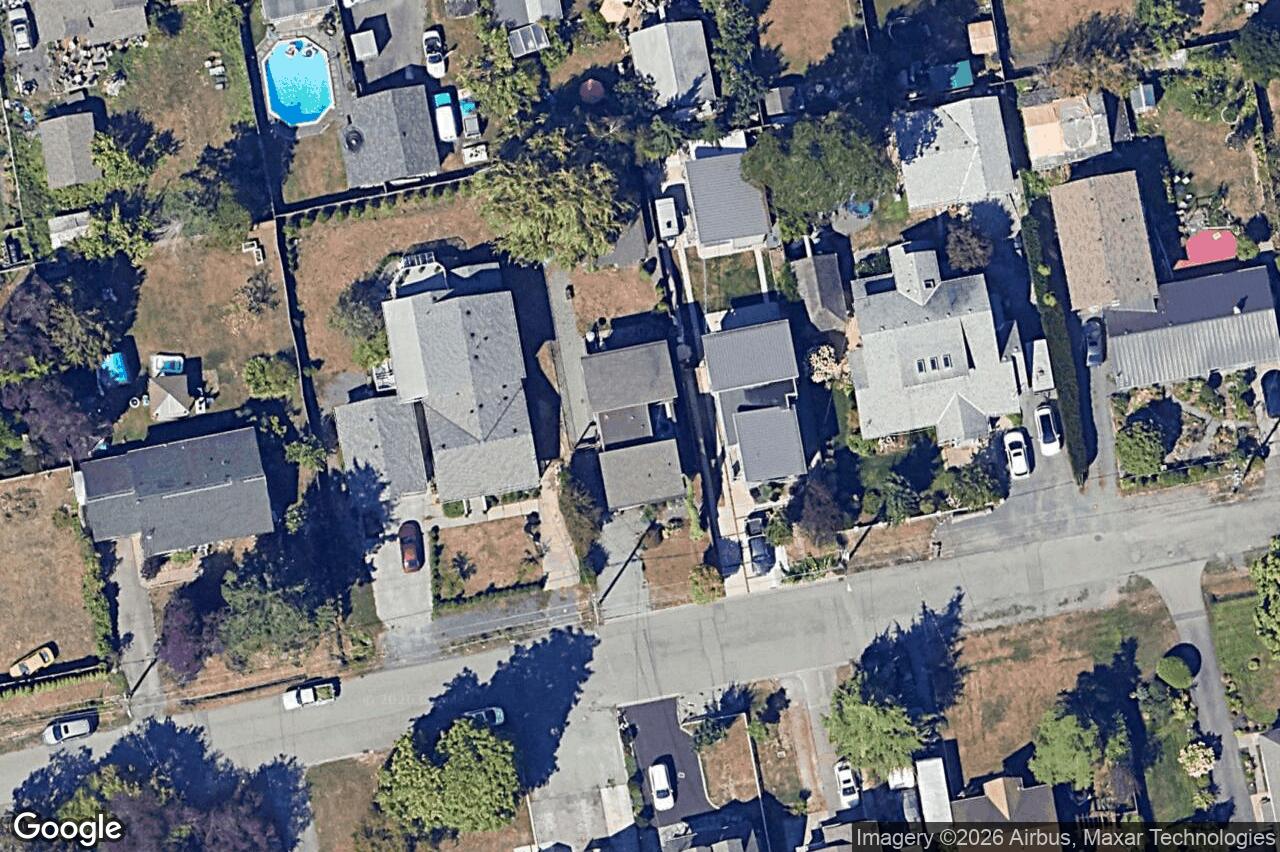 Aerial view of 842 Canterbury Rd, Saanich