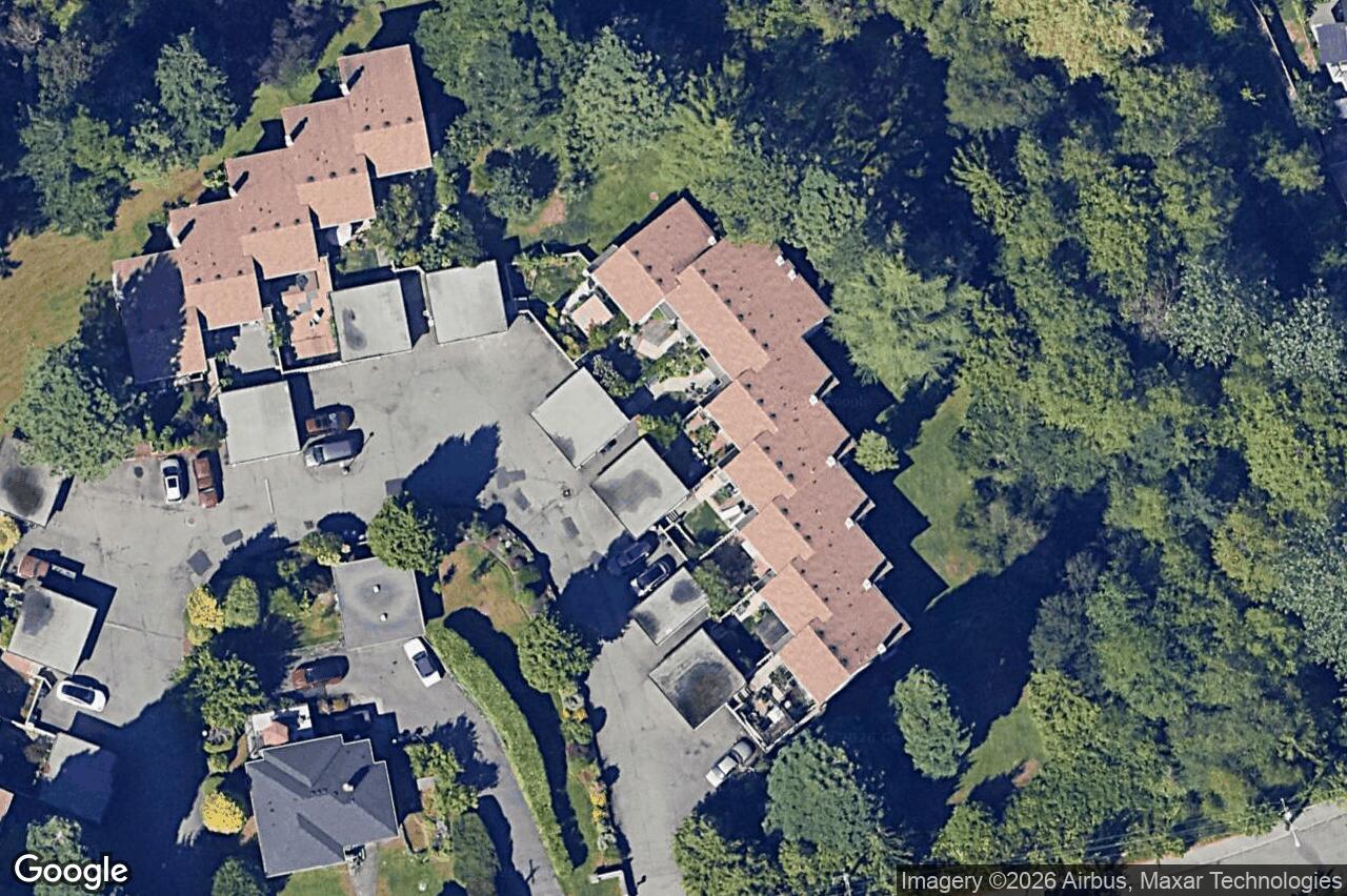 Aerial view of 32 – 610 McKenzie Ave, Saanich