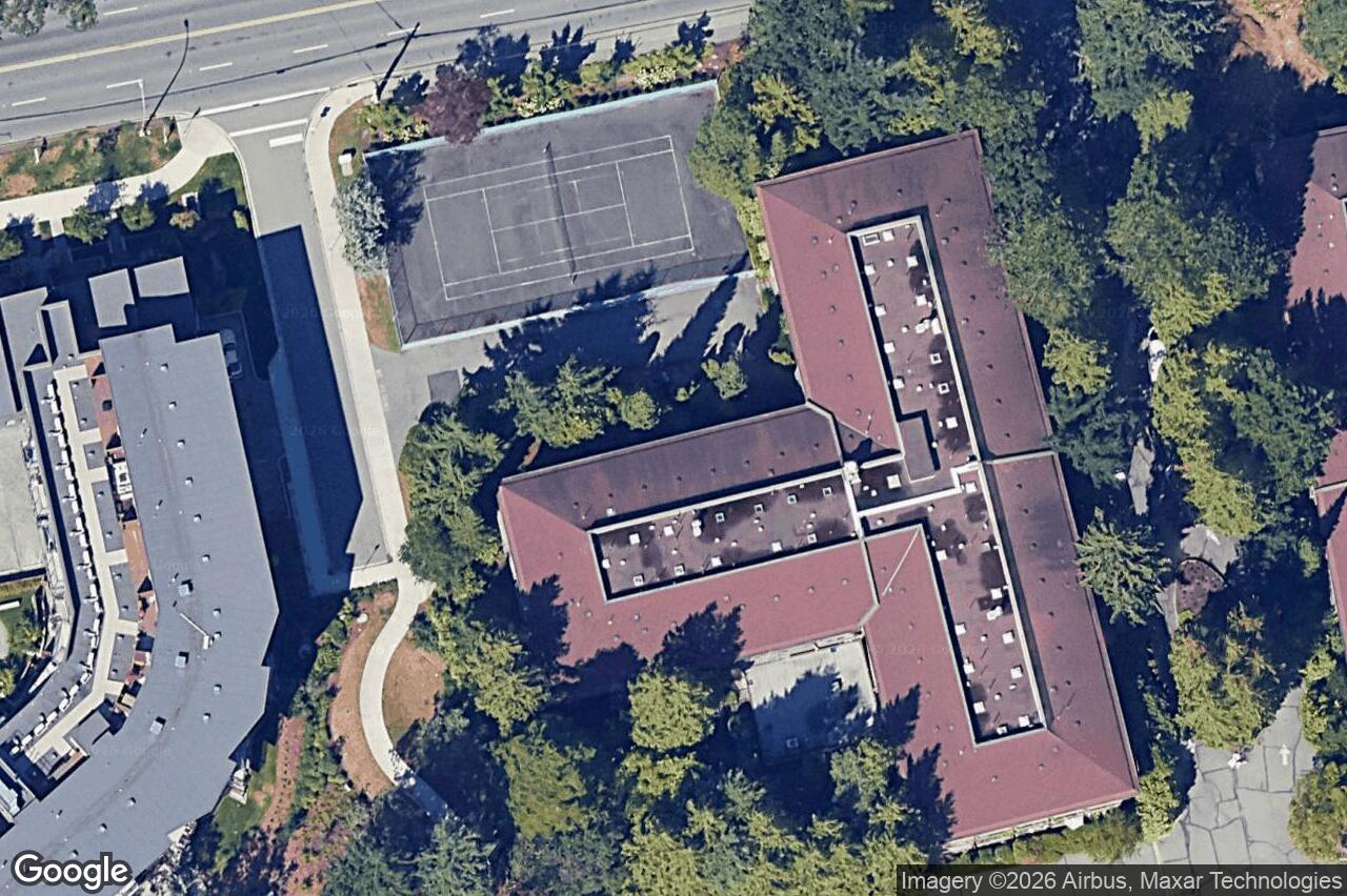 Aerial view of 302 – 1005 McKenzie Ave, Saanich