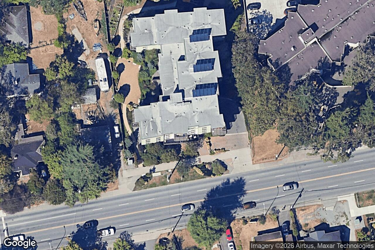 Aerial view of 401 – 982 McKenzie Ave, Saanich