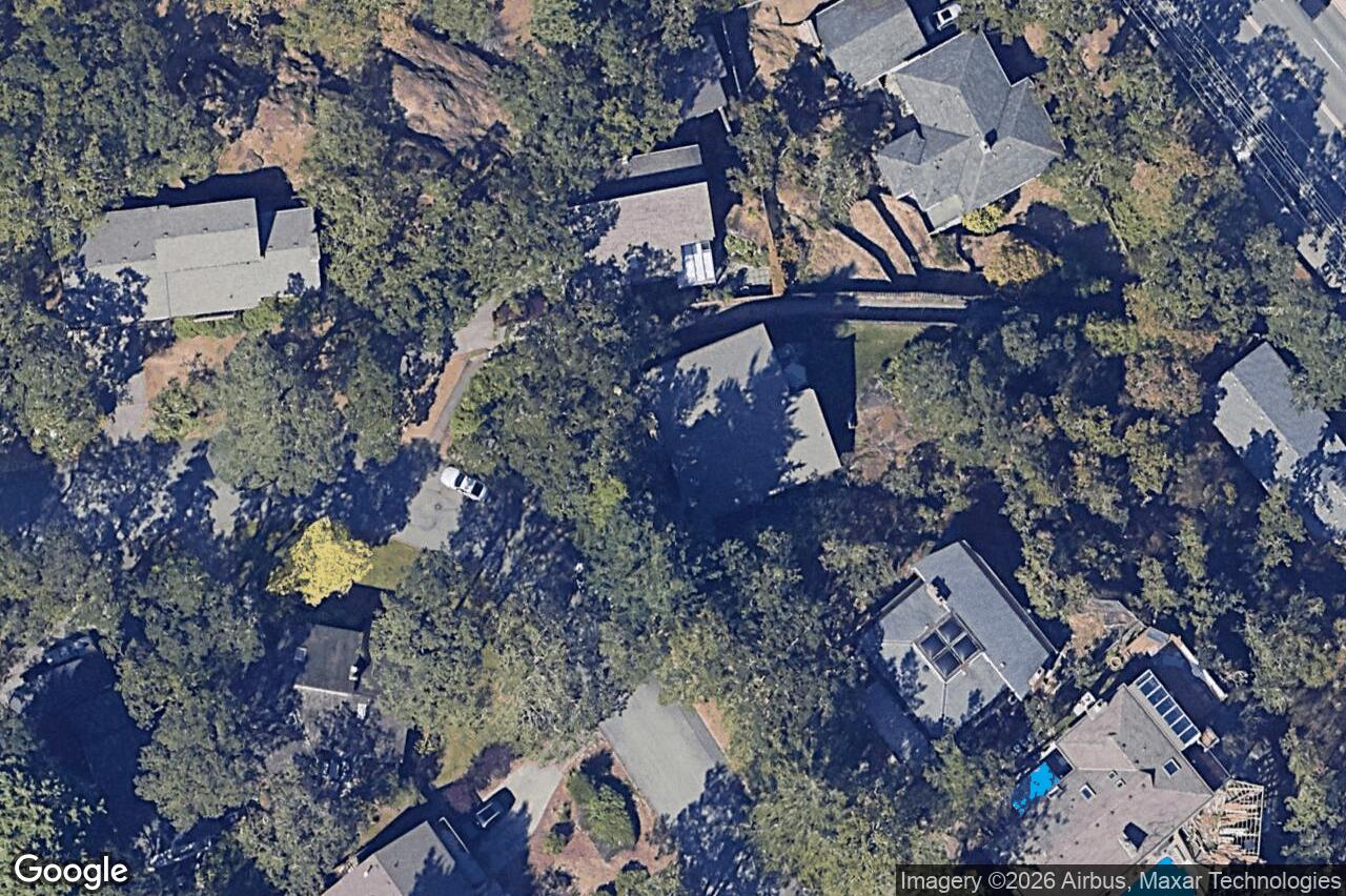 Aerial view of 907 Woodhall Dr, Saanich
