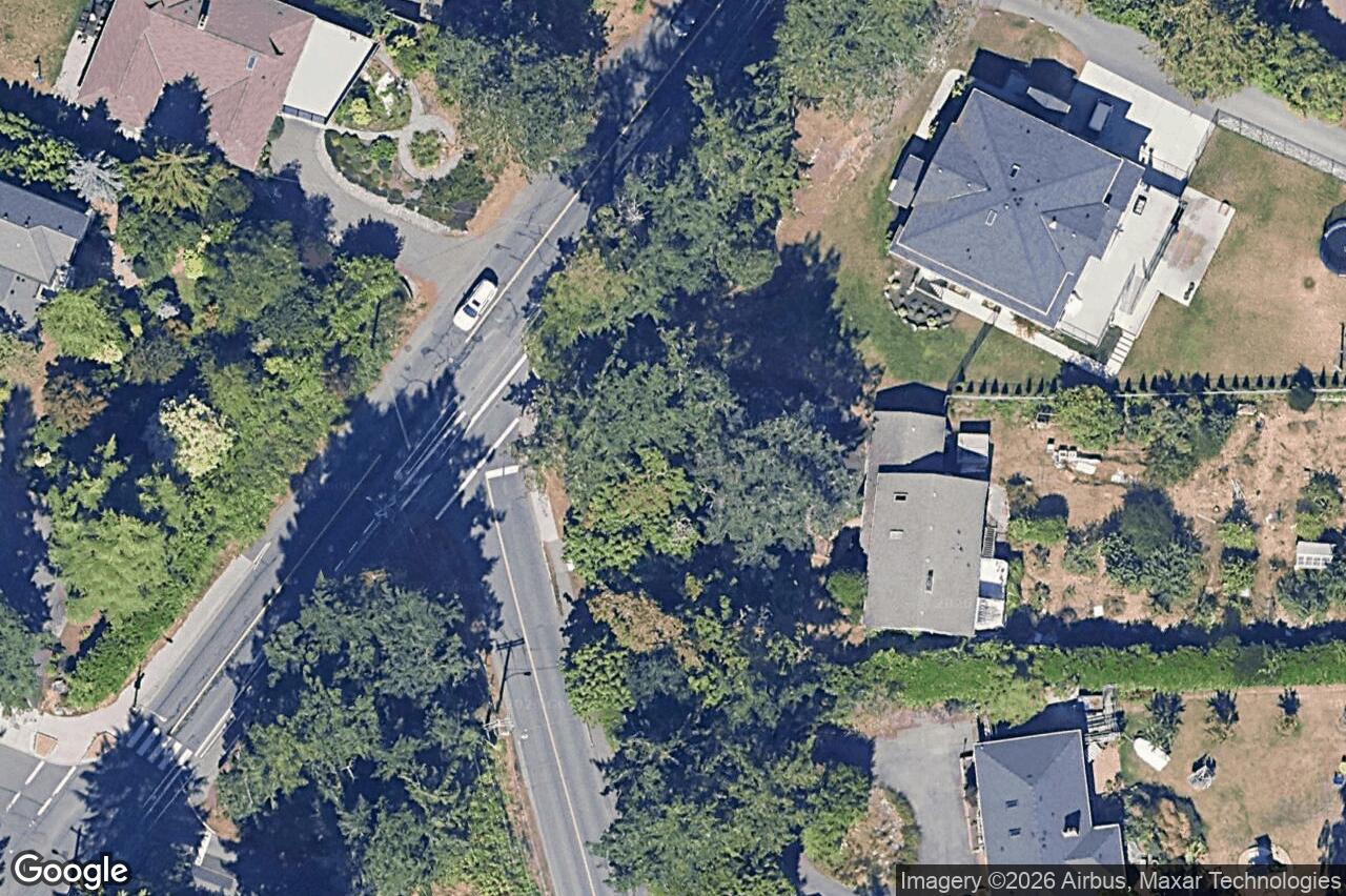 Aerial view of 2202 Arbutus Rd, Saanich