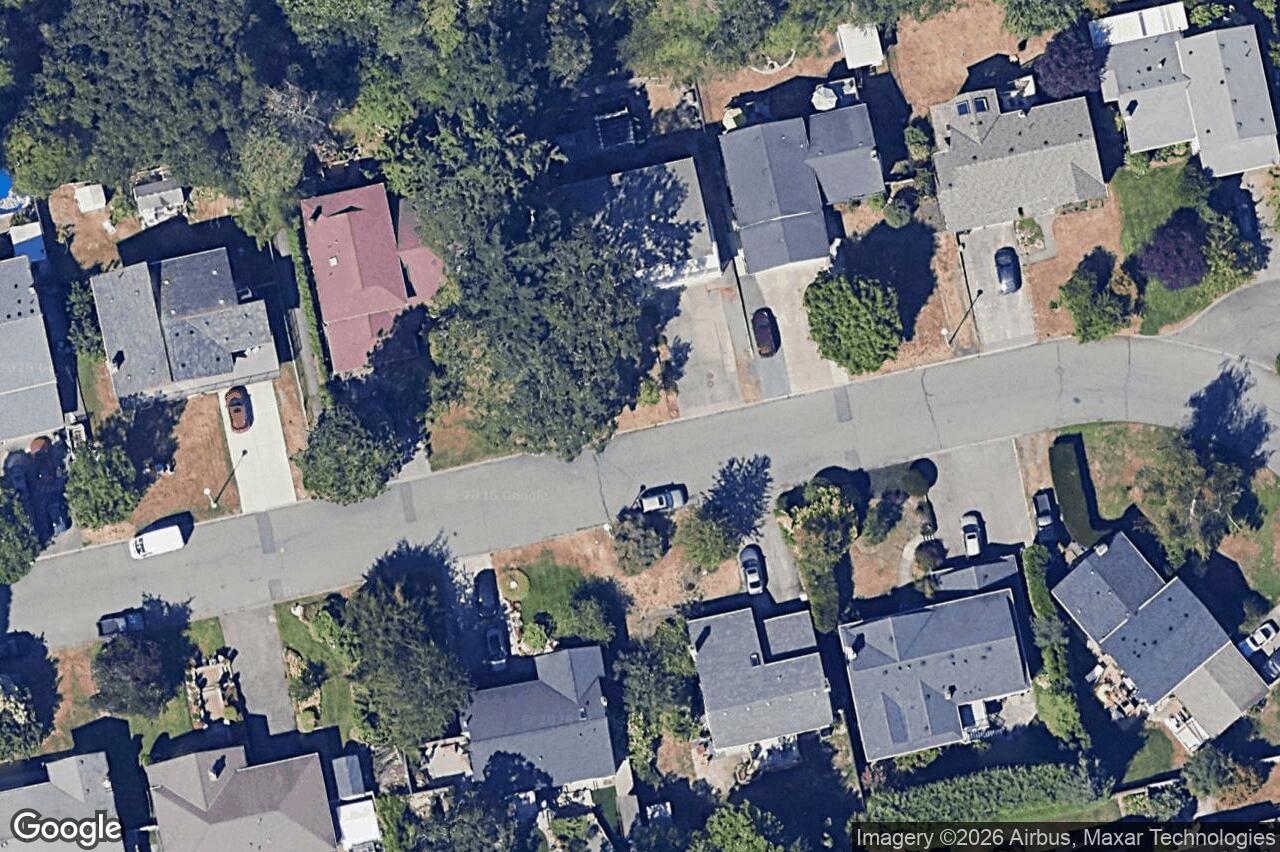 Aerial view of 986 Lucas Ave, Saanich