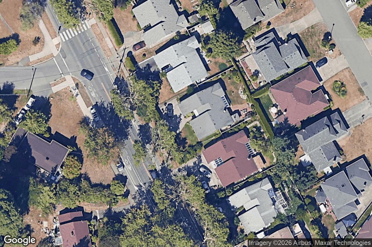 Aerial view of 4163 Shelbourne St, Saanich