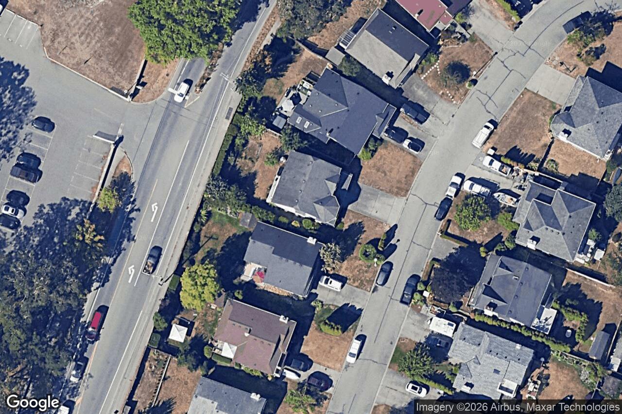 Aerial view of 4216 Ponderosa Cres, Saanich