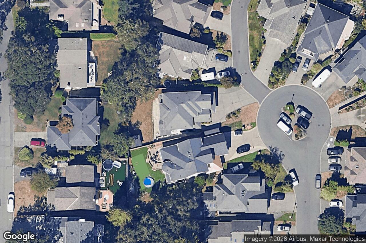 Aerial view of 4240 Oakview Pl, Saanich