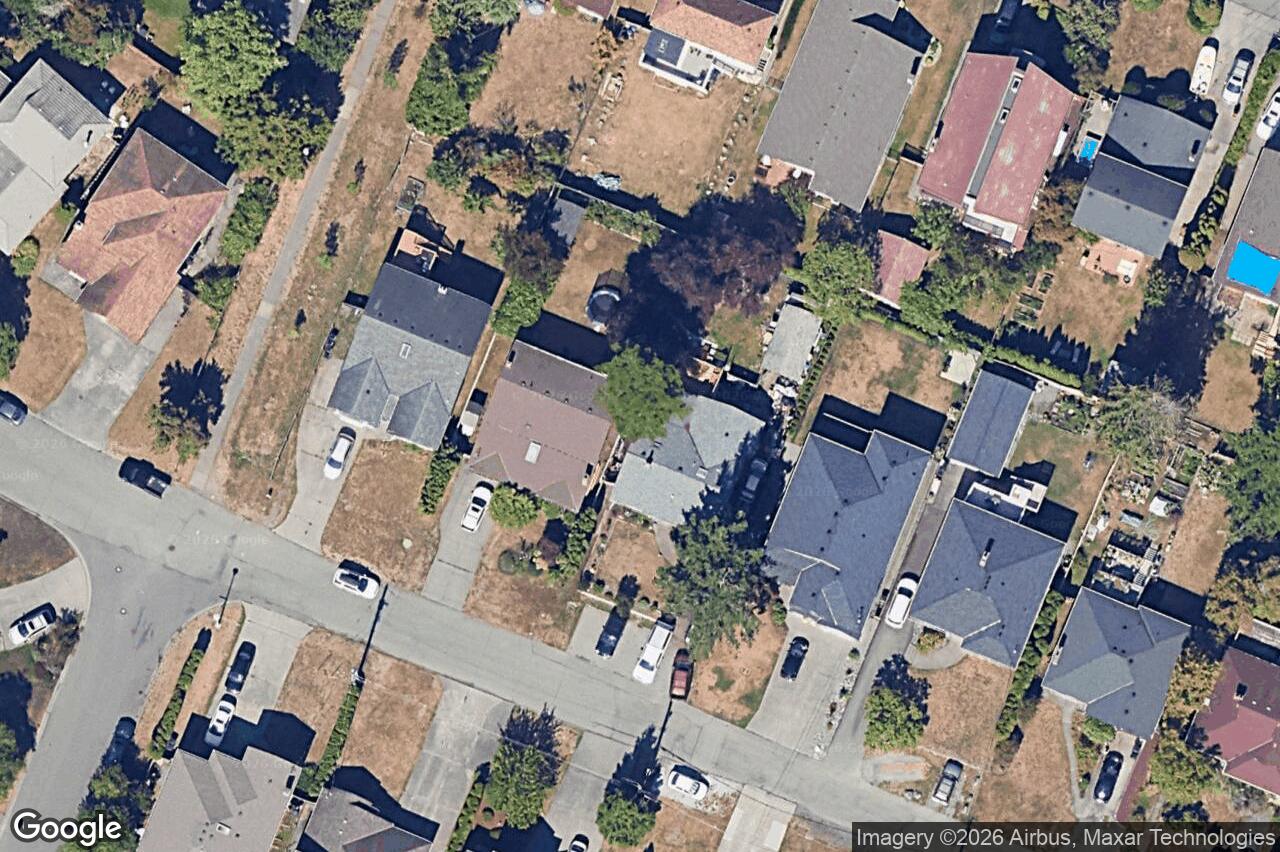 Aerial view of 1560 Prairie St, Saanich