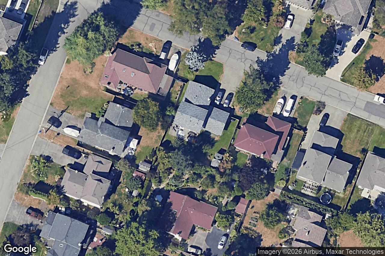Aerial view of 763 Viaduct Ave, Saanich