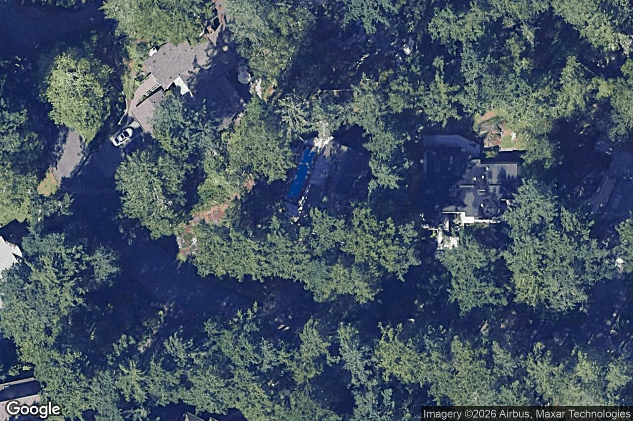 Aerial view of 973 Shadywood Dr, Saanich
