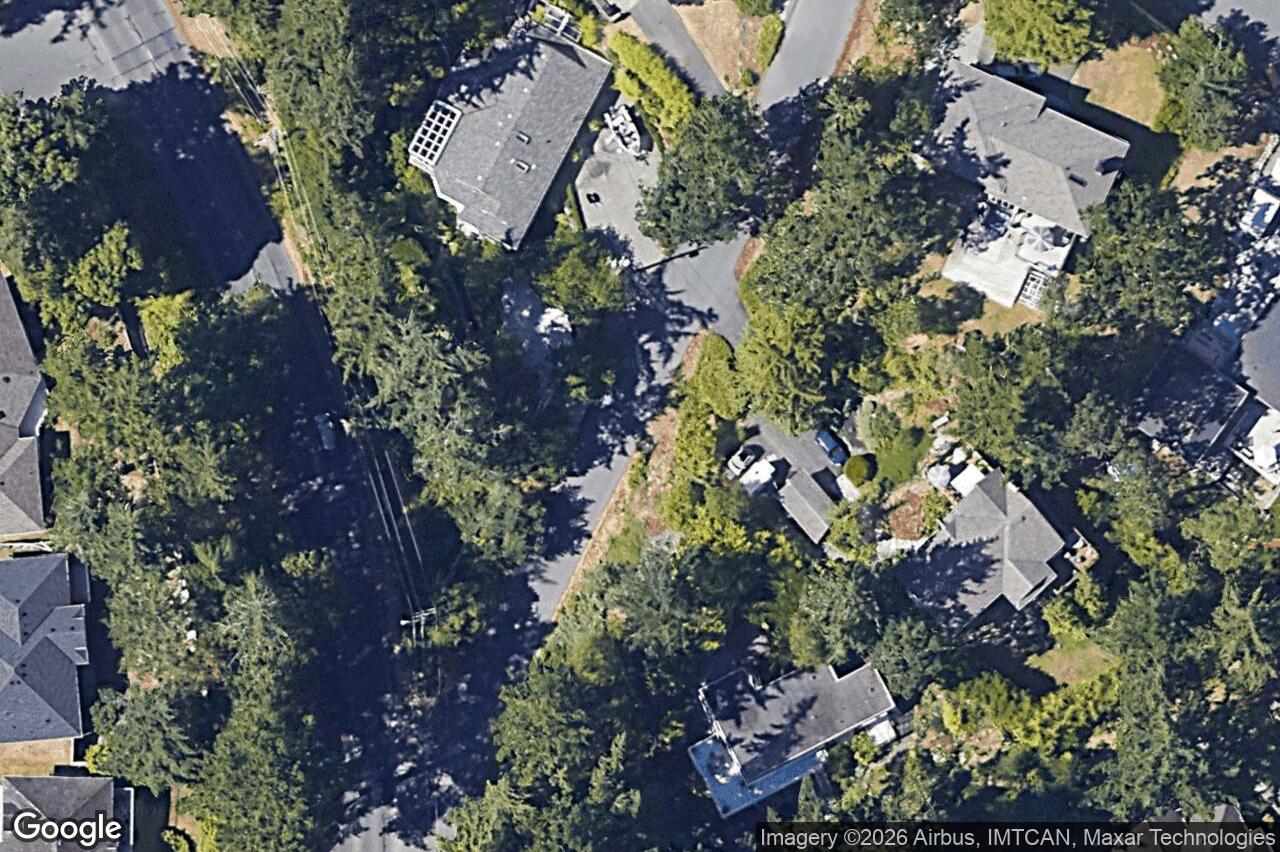 Aerial view of 4719 Treetop Hts, Saanich