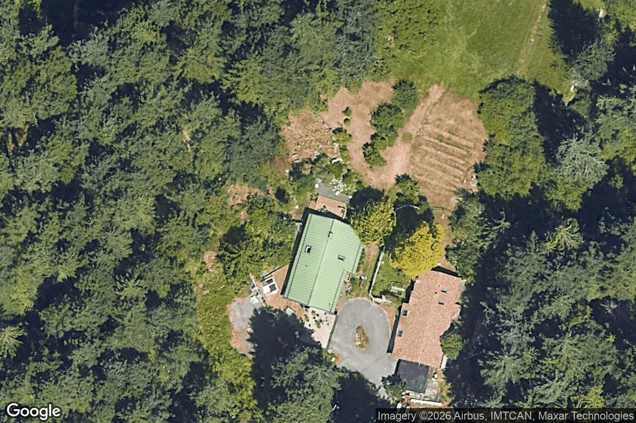 Aerial view of 5230 Munn Rd, Highlands
