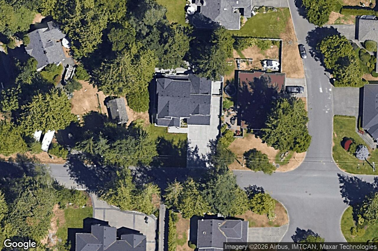 Aerial view of 748 Walema Ave, Saanich