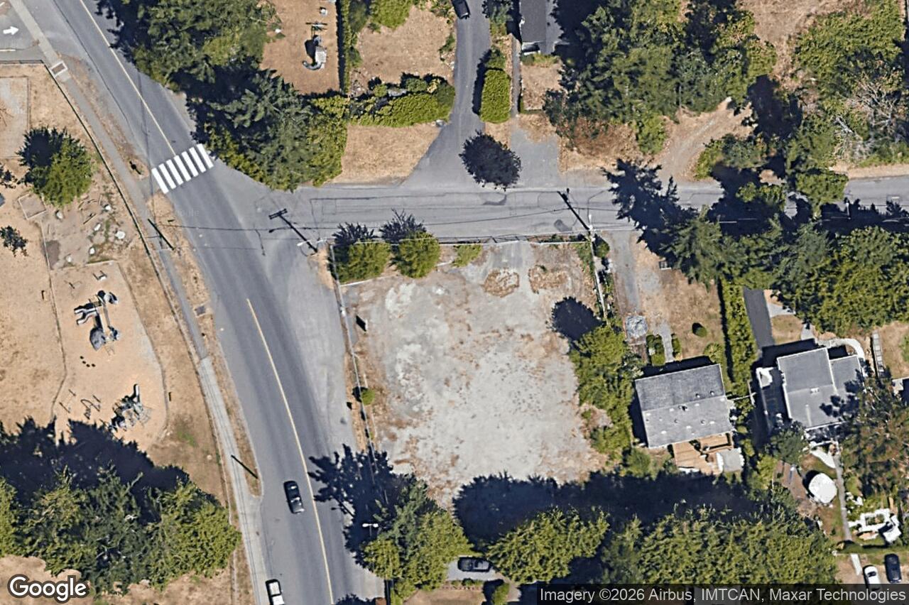 Aerial view of 305 – 5229 Cordova Bay Rd, Saanich