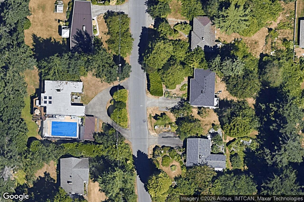 Aerial view of 5281 Santa Clara Ave, Saanich