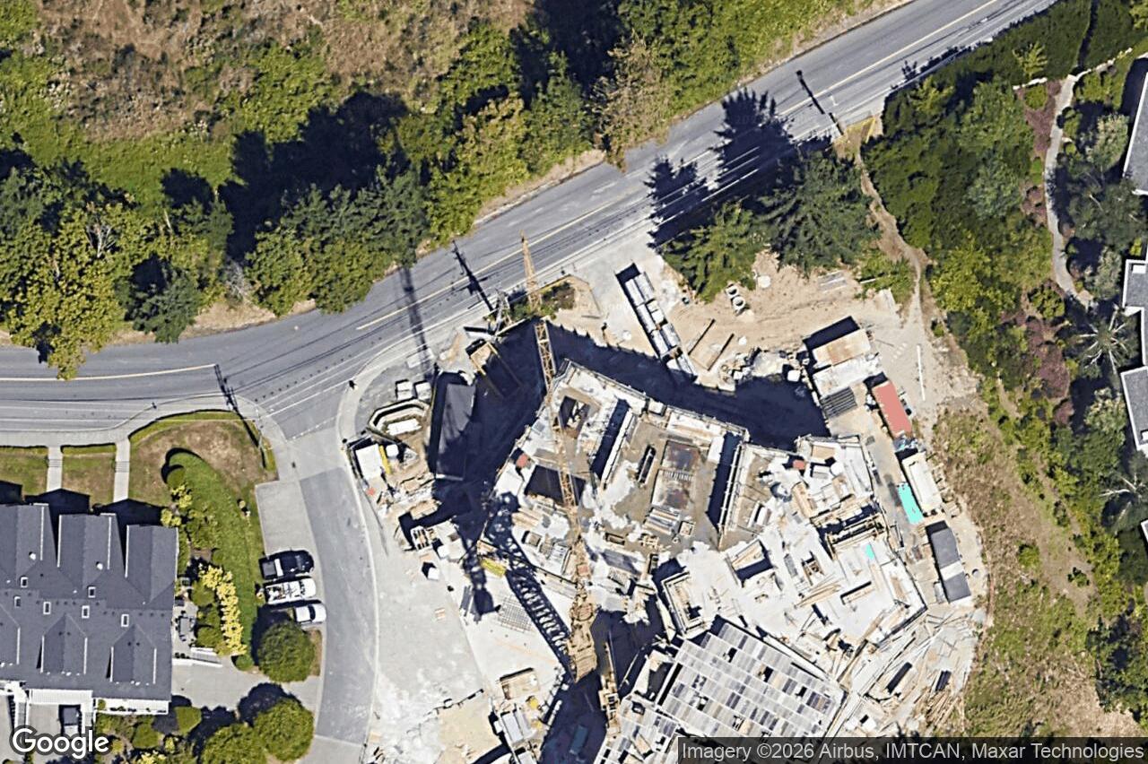 Aerial view of 301 – 5388 Hill Rise Terr, Saanich