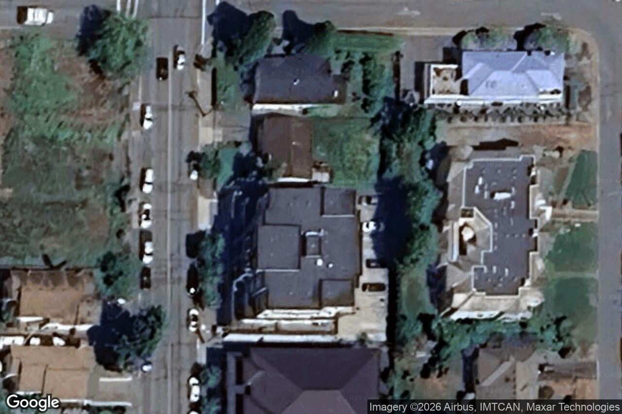 Aerial view of 203 – 9717 First St, Sidney