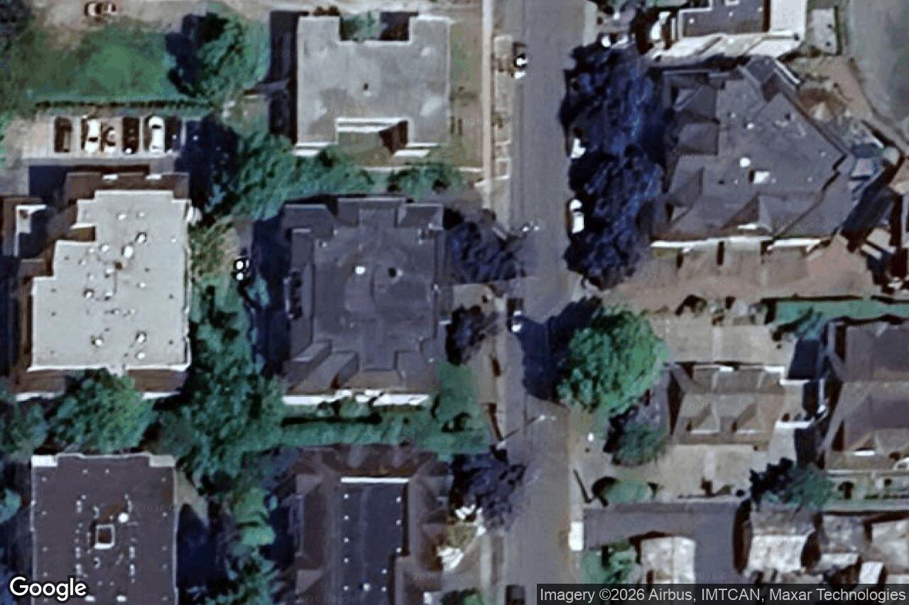 Aerial view of 201 – 9942 Third St, Sidney