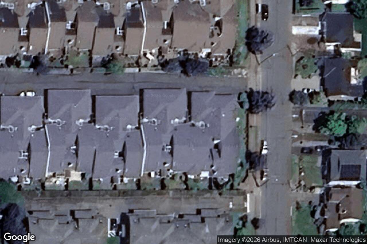 Aerial view of 5 – 10084 Third St, Sidney