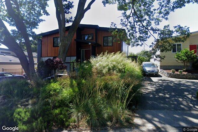 Street view of 338 Foul Bay Rd, Victoria